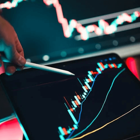 Sfär Bitrevo - Team av experter på kryptovalutor